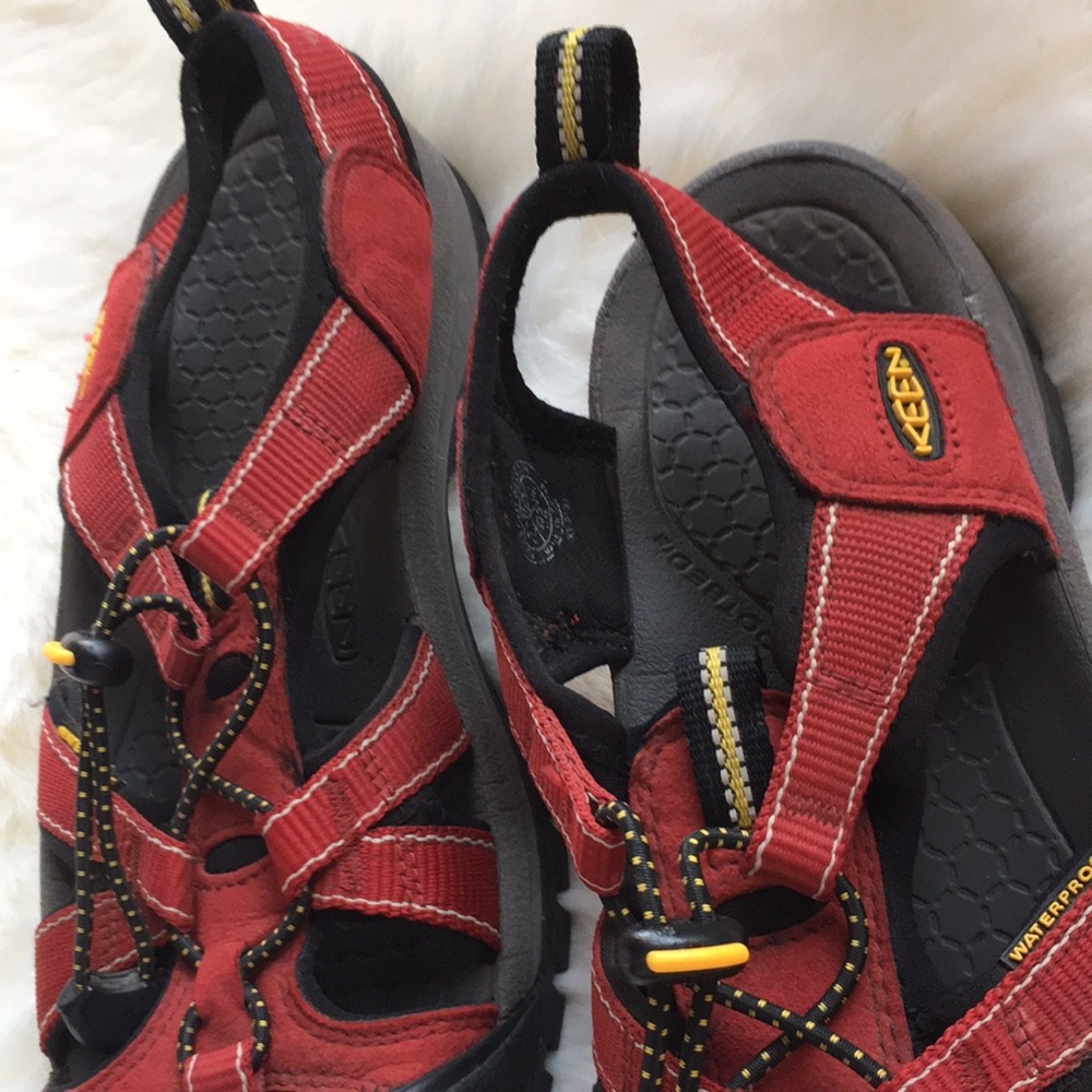 KEEN WOMEN SANDALS SIZE 6.5 - Picture 4 of 5